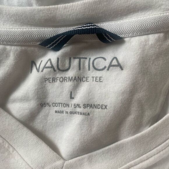 Nautica SZ L white performance Tee - Picture 3 of 3